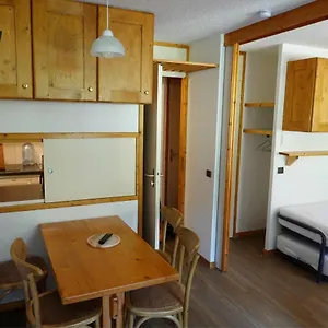 https://plan-bois.hotels-rhonealpes.com
